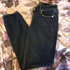 American Eagle Jeans-size 8 NWOT